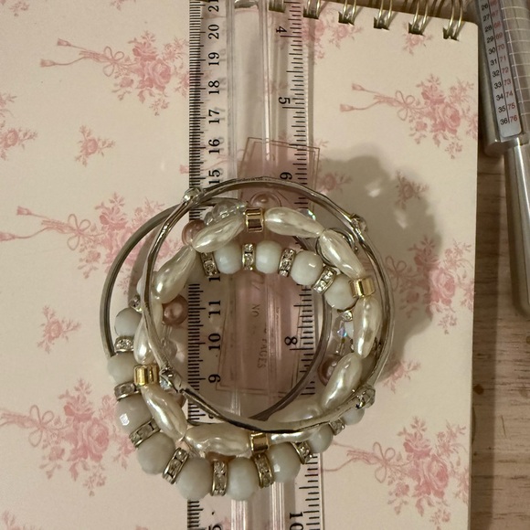 Chic Multi-Color Pearl and Silver Bracelet Set - Picture 5 of 5